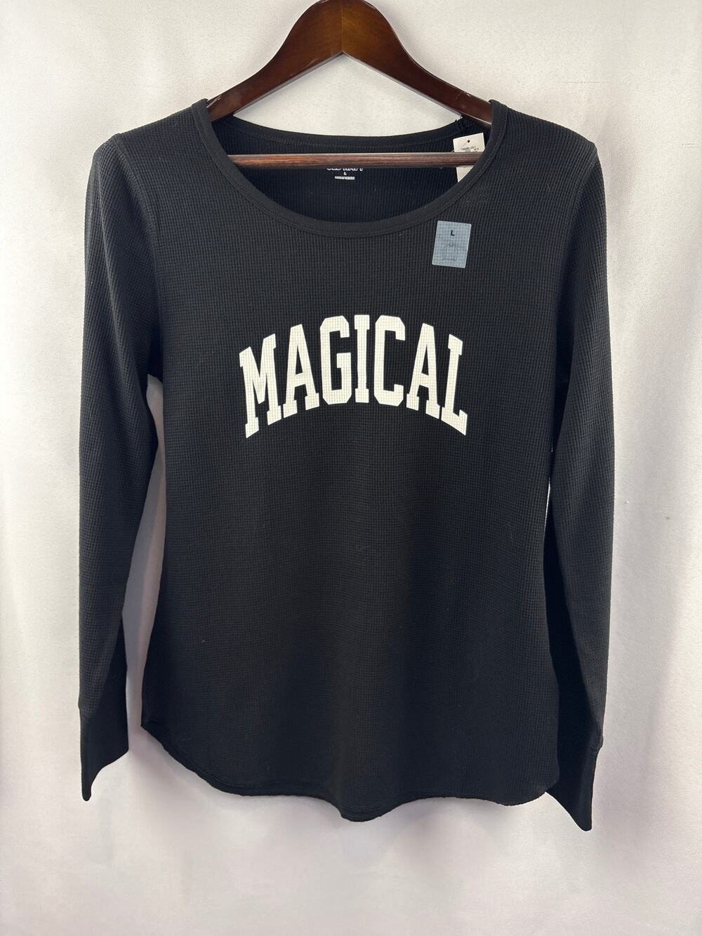 Women’s Old Navy Large Black Thermal Long Sleeve Graphic Shirt